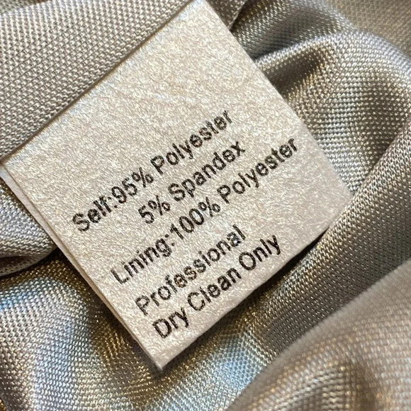 Alexia Admor Sliver Backless Dress with Beaded Neckline - Picture 6 of 9